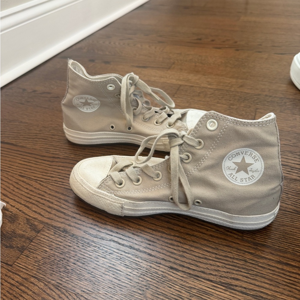 Converse Women’s High-Top Sneakers - Light Brown